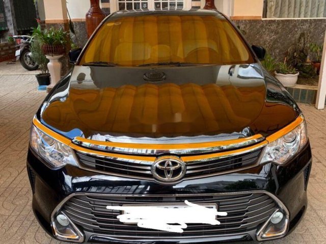 Bán Toyota Camry sản xuất năm 2016 còn mới, 778tr0