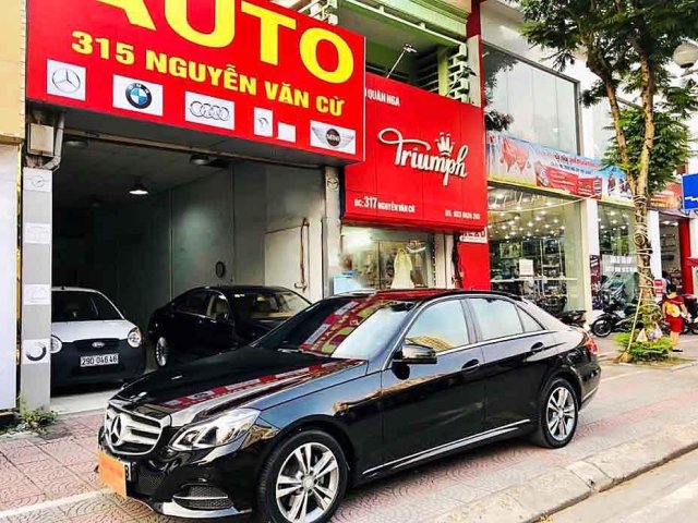 Cần bán gấp Mercedes E250 sản xuất 2015, màu đen, số tự động