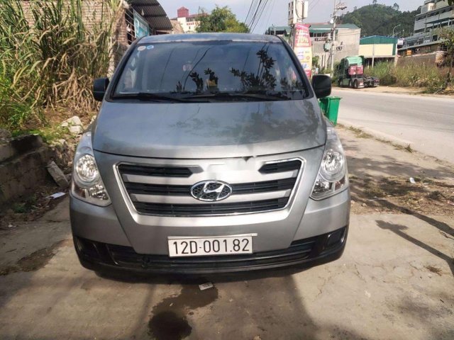 Bán Hyundai Grand Starex năm sản xuất 2018, màu xám, nhập khẩu  0