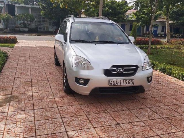 Cần bán Kia Carens sản xuất năm 2010 còn mới0