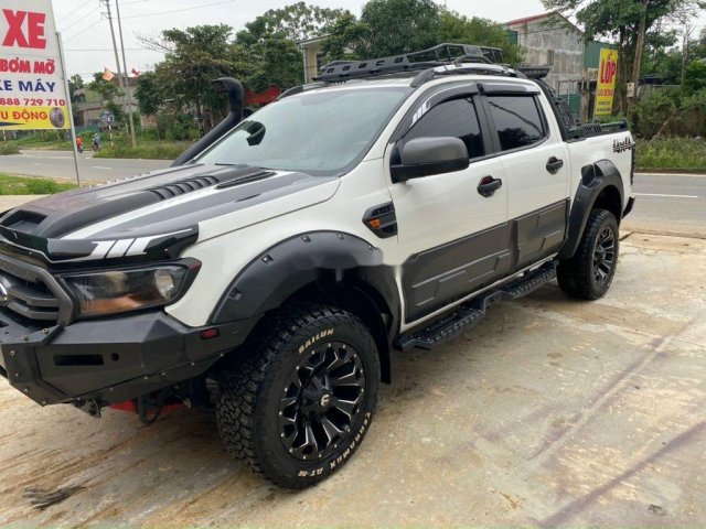 Cần bán gấp Ford Ranger đời 2019, màu trắng, nhập khẩu0