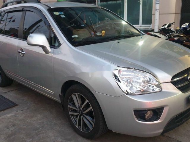 Cần bán xe Kia Carens năm sản xuất 2009 còn mới, 300 triệu