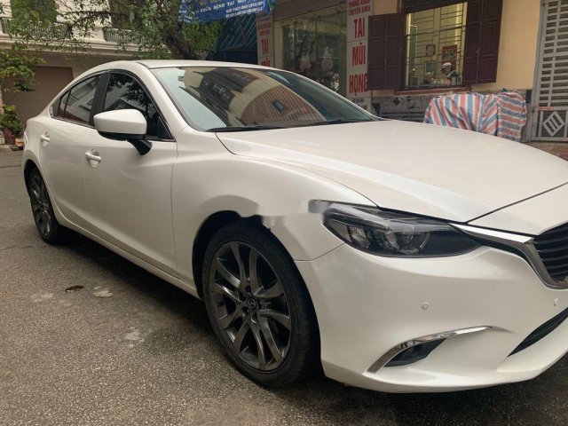 Bán Mazda 6 năm sản xuất 2018 còn mới0