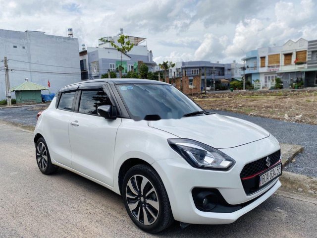 Bán Suzuki Swift đời 2019, màu trắng, nhập khẩu nguyên chiếc chính chủ