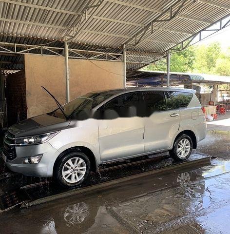 Bán Toyota Innova sản xuất năm 2016, màu bạc 