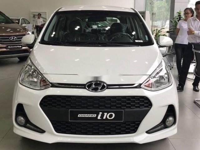 Bán xe Hyundai Grand i10 sản xuất năm 2020, màu trắng0