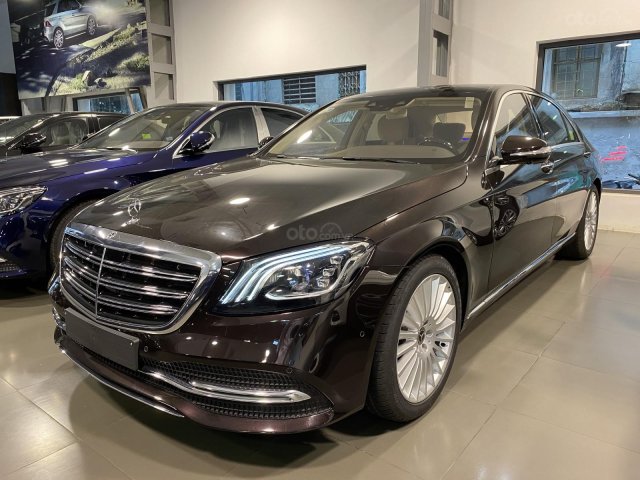 Bán xe Mercedes-Benz S450L sản xuất 2020, màu đen, chạy 3000km, mới 99%, giá cực rẻ0