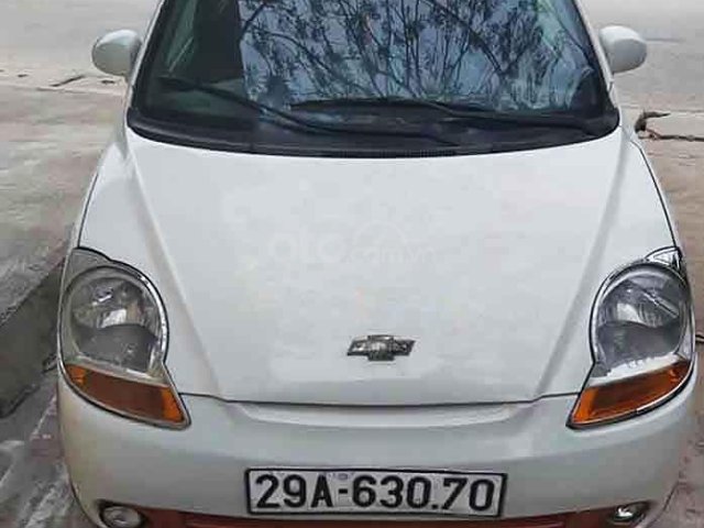 Cần bán Chevrolet Spark sản xuất 2009, màu trắng, giá chỉ 79 triệu0