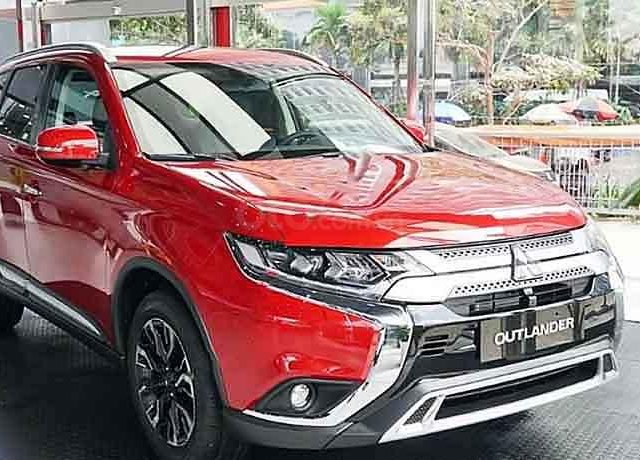 Bán xe Mitsubishi Outlander sản xuất 2020, màu đỏ0