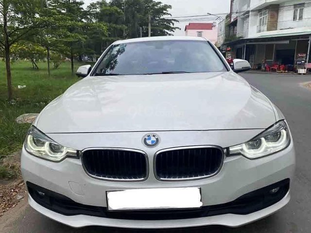 Cần bán xe BMW X3 sản xuất năm 2015, màu trắng, xe nhập