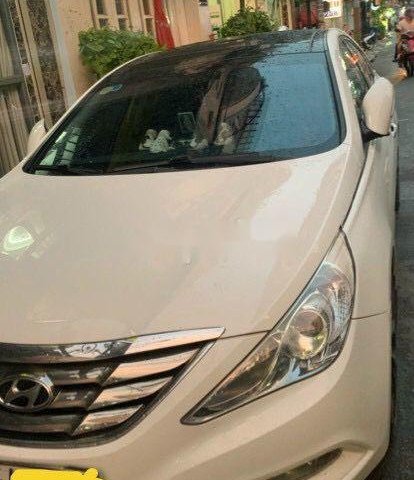 Bán ô tô Hyundai Sonata sản xuất năm 2012, màu trắng, nhập khẩu chính chủ0