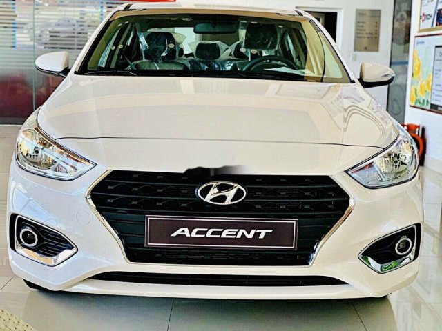 Cần bán Hyundai Accent năm 2020, màu trắng, nhập khẩu0