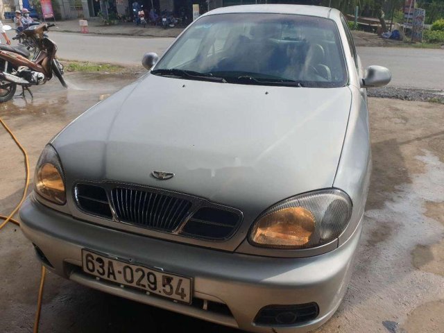 Cần bán xe Daewoo Lanos sản xuất năm 2001, màu bạc chính chủ, 50tr0