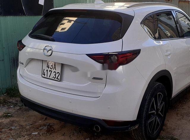 Cần bán lại xe Mazda CX 5 năm 2019, màu trắng0