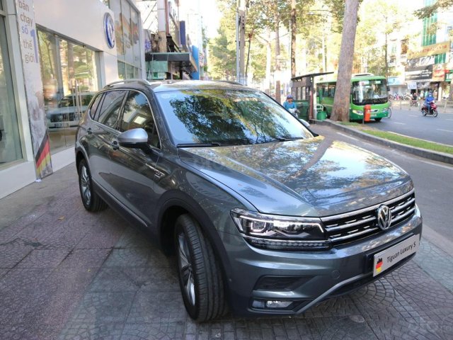 Tiguan Luxury S màu xám - Bản cao cấp nhất - Xe Đức 7 chỗ nhập khẩu giá tốt nhất0