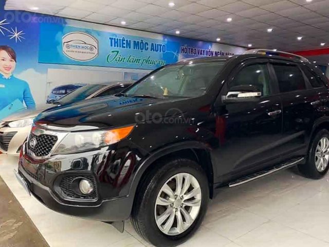 Cần bán Kia Sorento năm sản xuất 2011, màu đen, xe nhập còn mới