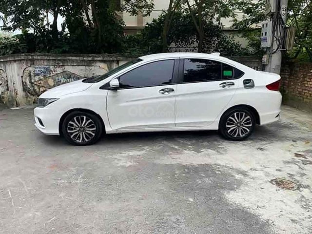 Bán Honda City năm sản xuất 2020, màu trắng còn mới, giá chỉ 563 triệu0