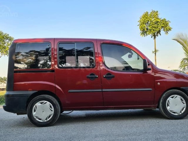 Cần bán nhanh chiếc Fiat Doblo 7 chỗ đa dụng rộng rãi, sản xuất năm 2004