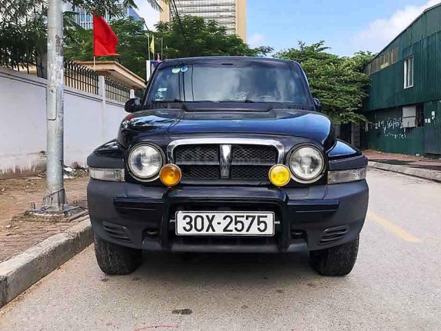 Cần bán xe Ssangyong Korando năm 2005, màu đen, xe nhập còn mới0