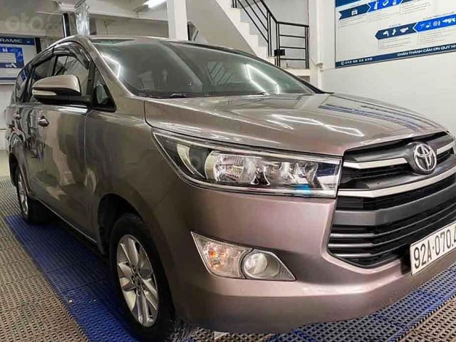 Bán xe Toyota Innova sản xuất năm 2016 còn mới