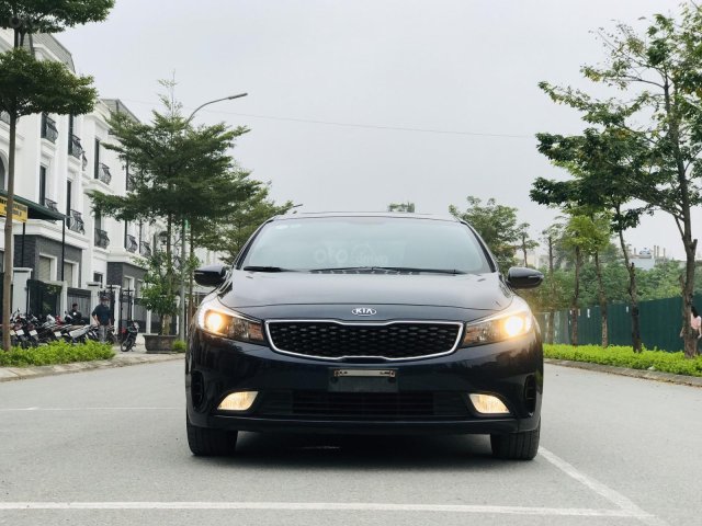 Hàng siêu hot Kia Cerato 2.0 AT 2018 1 chủ từ đầu, xe đẹp không lỗi nhỏ, biển TP, trả góp 70% xe, giá tốt nhất Hà Nội