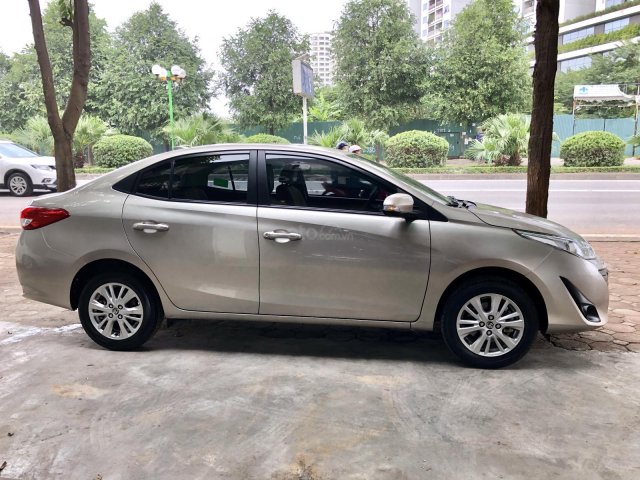 Bán xe Toyota Vios số tự động 2019, biển Hà Nội