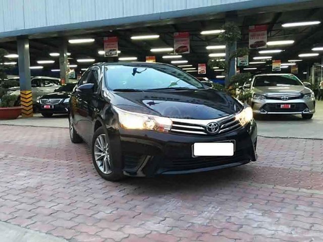 Bán ô tô Toyota Corolla Altis năm 2014, màu đen còn mới, 530 triệu0