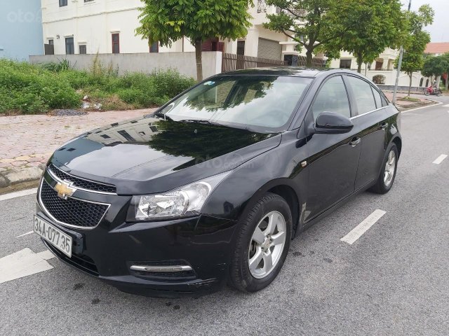 Bán Chevrolet Cruze sản xuất năm 2012, màu đen còn mới giá siêu rẻ0