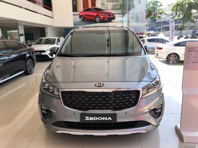 Bán xe Kia Sedona 2.2 DAT Deluxe - Xem xe tại Đồng Nai0