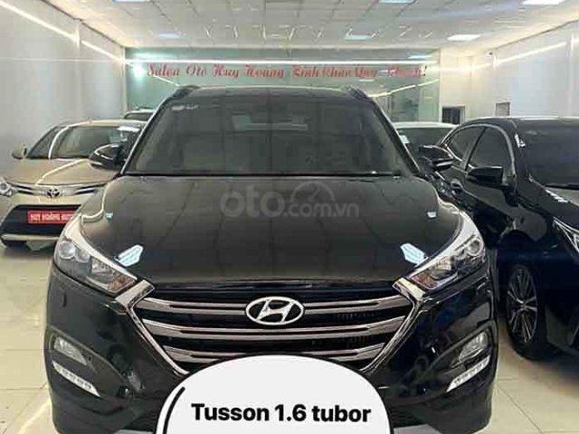 Bán nhanh chiếc Hyundai Tucson năm sản xuất 2018, màu đen, 840 triệu0