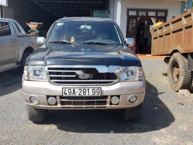 Cần bán Ford Everest năm sản xuất 2006, màu đen còn mới0