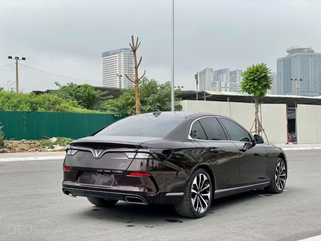 Cần bán xe Vinfast Lux A 2.0 đời 2019, màu đen0