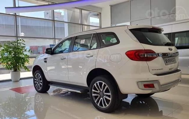 Ford Everest mới 2020 đủ màu, đủ phiên bản, giá ưu đãi, ngân hàng hỗ trợ trả góp lên đến 80%