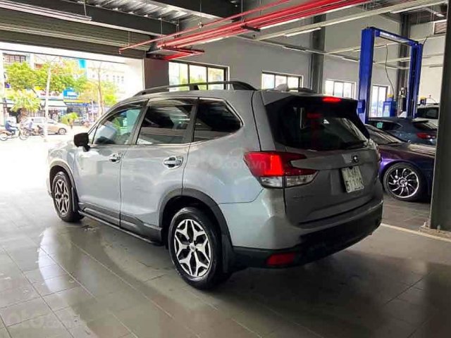 Bán Subaru Forester năm 2019, màu bạc, nhập khẩu còn mới 