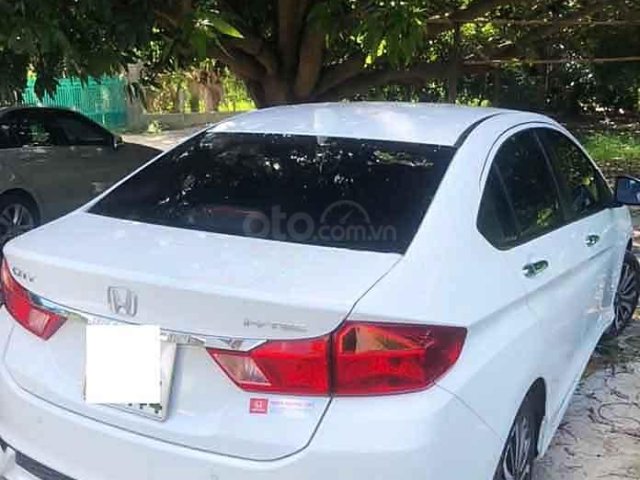 Cần bán xe Honda City năm sản xuất 2019, màu trắng0