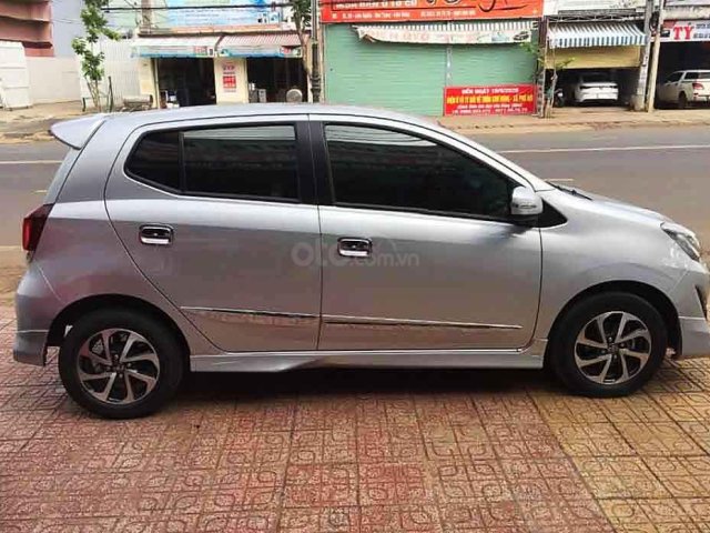 Bán Toyota Wigo sản xuất 2018, màu bạc, nhập khẩu nguyên chiếc 