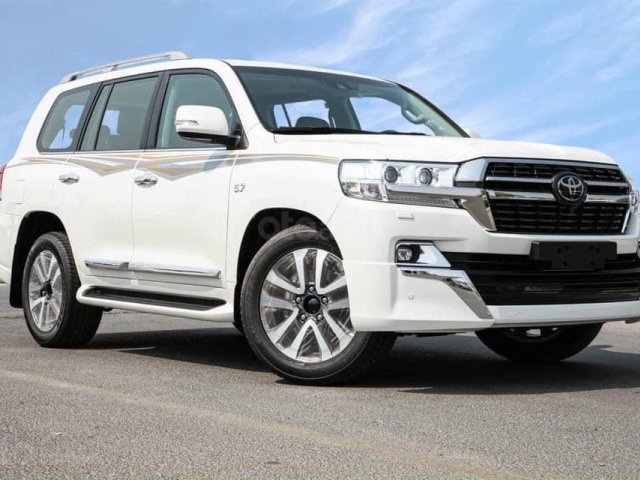 Toyota Land Cruiser Excutive Lounge 4.6l model 2021 mới 100%0