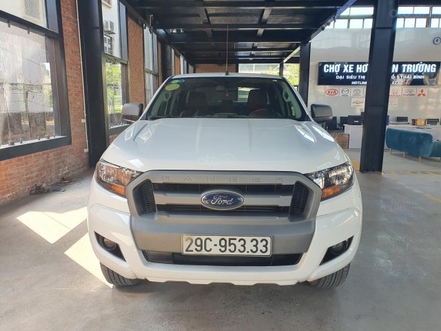 Bán xe bán tải Ford Ranger sản xuất năm 2017 1 cầu XLS số tự động siêu lướt mới toanh0