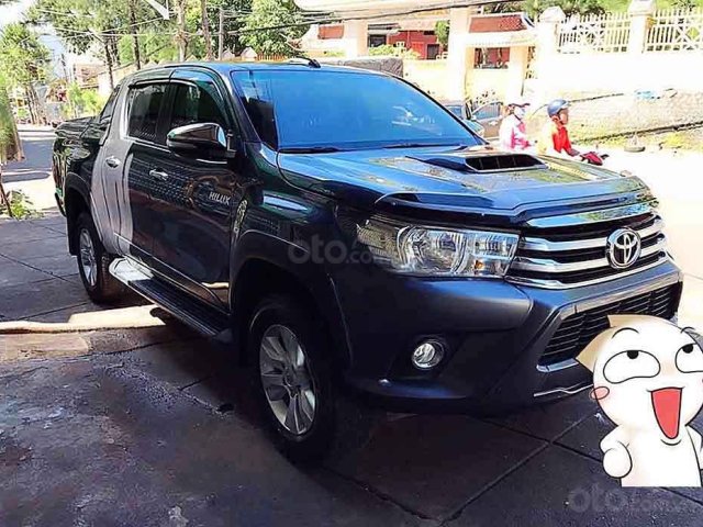 Cần bán Toyota Hilux năm sản xuất 2015, xe nhập, số sàn0