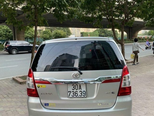 Cần bán Toyota Innova năm sản xuất 2015 giá cạnh tranh