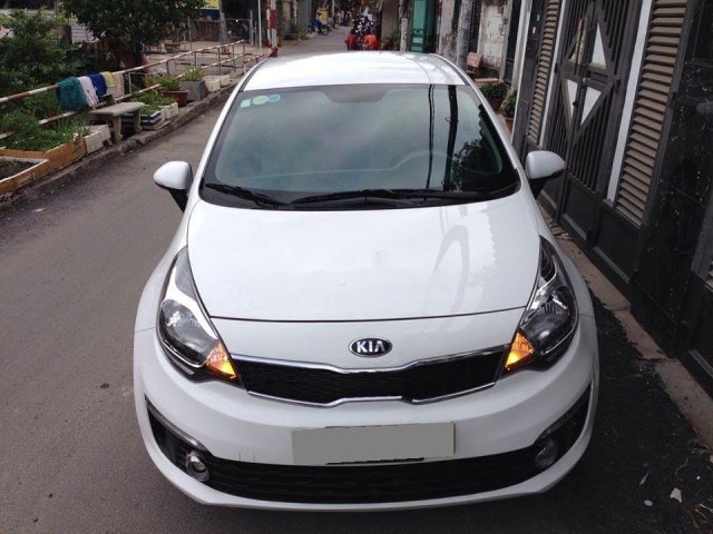 Bán ô tô Kia Rio sản xuất năm 2016 còn mới, 392tr0