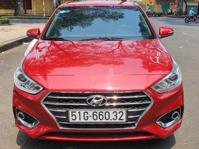 Cần bán xe Hyundai Accent đời 2018, màu đỏ số tự động