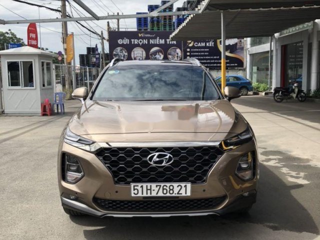 Cần bán gấp Hyundai Santa Fe đời 2020, màu nâu