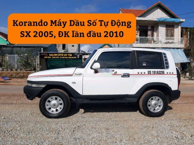 Cần bán gấp Ssangyong Korando sản xuất 2005, màu trắng, nhập khẩu còn mới0