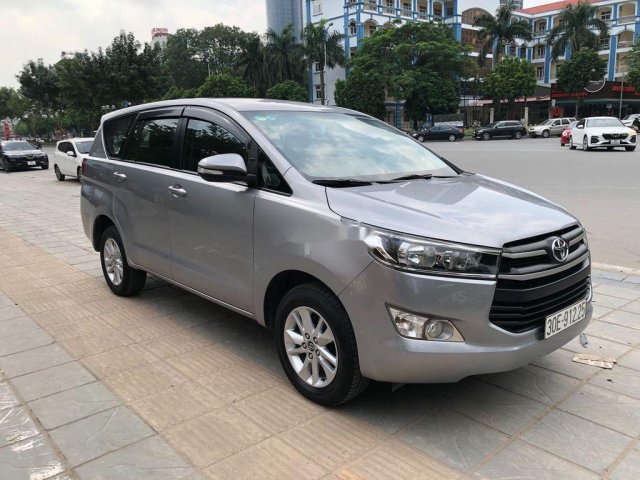 Cần bán Toyota Innova đời 2017, giá chỉ 568 triệu0