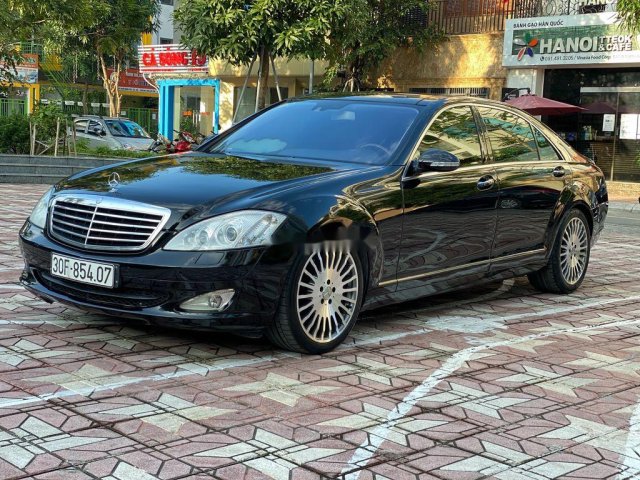 Cần bán xe Mercedes S350 đời 2007, màu đen, nhập khẩu nguyên chiếc, giá chỉ 685 triệu0