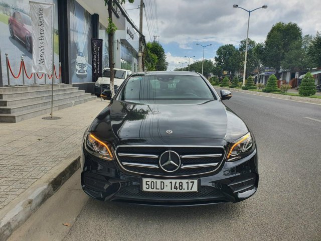 Đại Lý Mercedes chào bán E300 AMG 2020 siêu lướt bao sang tên0