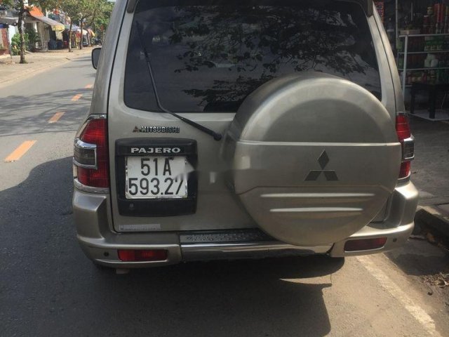 Cần bán xe Mitsubishi Pajero năm 2000 còn mới