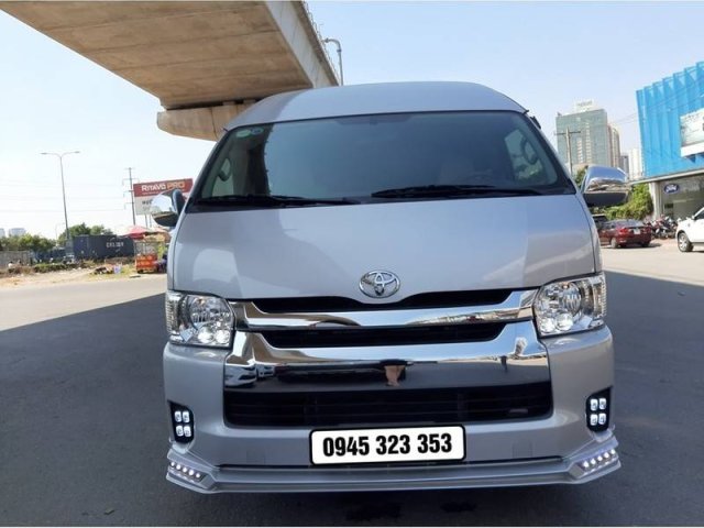 Cần bán gấp Toyota Hiace sản xuất năm 2018 còn mới0