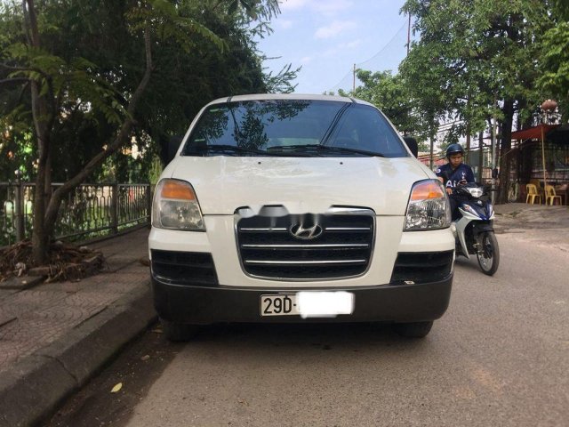 Cần bán lại xe Hyundai Starex sản xuất 2007, xe còn mới giá ưu đãi0